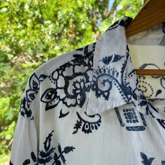 Chico's Women's White And Blue 100% Linen Paisley Print Top Size 3 (XL) - Picture 6 of 9